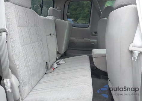 2002 Toyota Tundra Sr5 from USA, damaged, VIN 5TBRN34152S232907